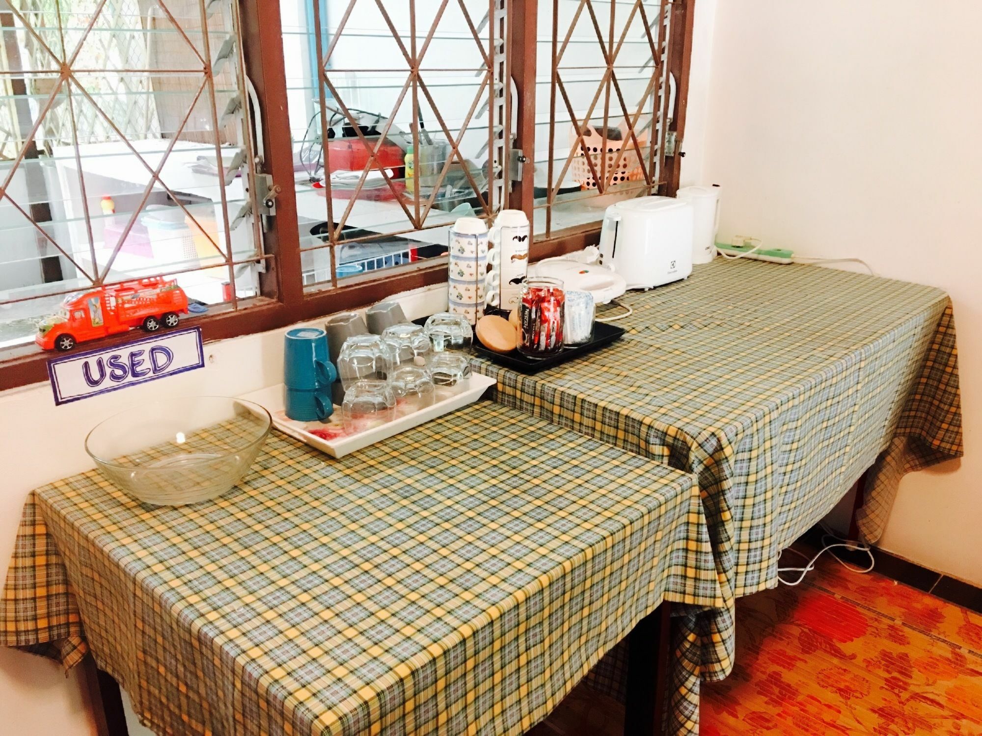 Lanta Friendly House Hotell Ko Lanta Eksteriør bilde